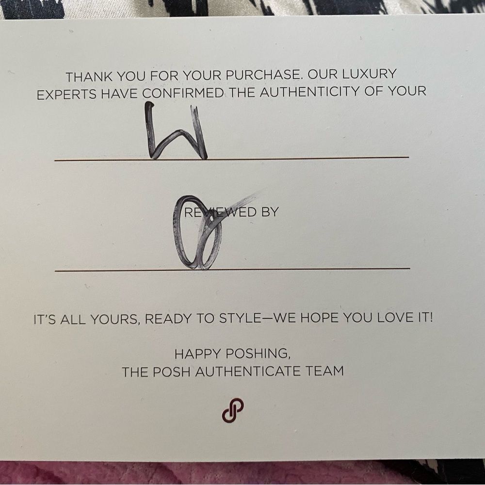 Auth Louis Vuitton blk epi‎ passy GM w/ silver hardware wallet keycase available - Picture 16 of 16